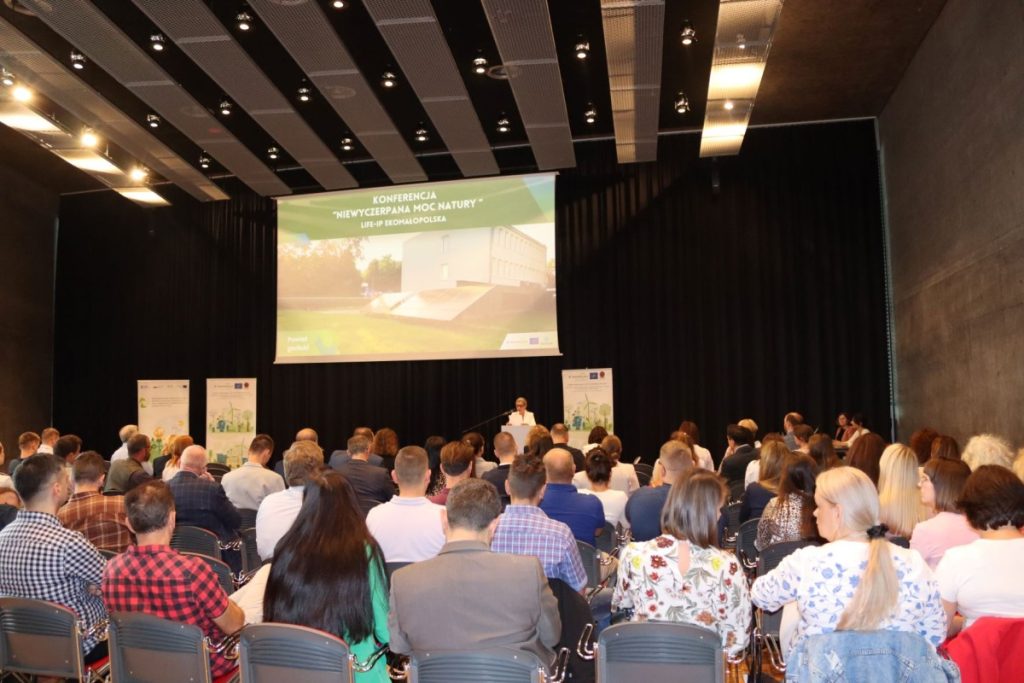 uczestnicy konferencji klimatycznej