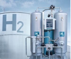 Cysterny z wodorem i napisem H2