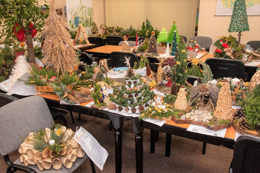 Prace złożone w Powiatowym Konkursie na ekologiczny stroik bożonarodzeniowy