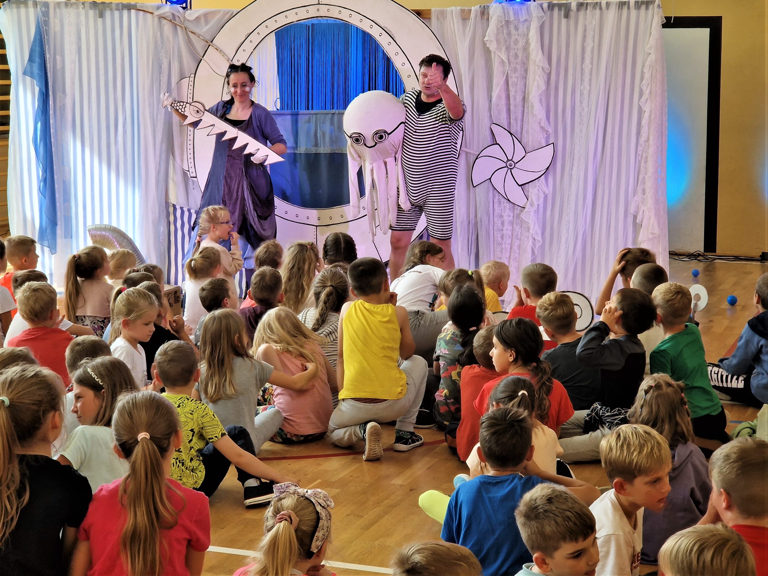 Spektakl dotyczący oszczędzania wody